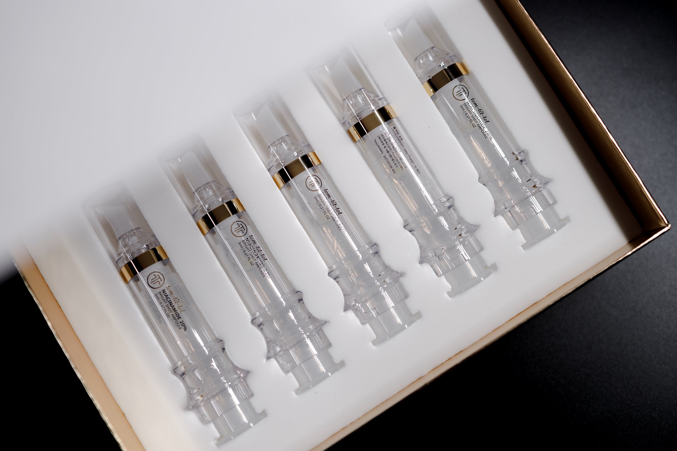 TOM-TIT-TOT (TTT) NIACINAMIDE 20% BRIGHT SHOT AMPOULE